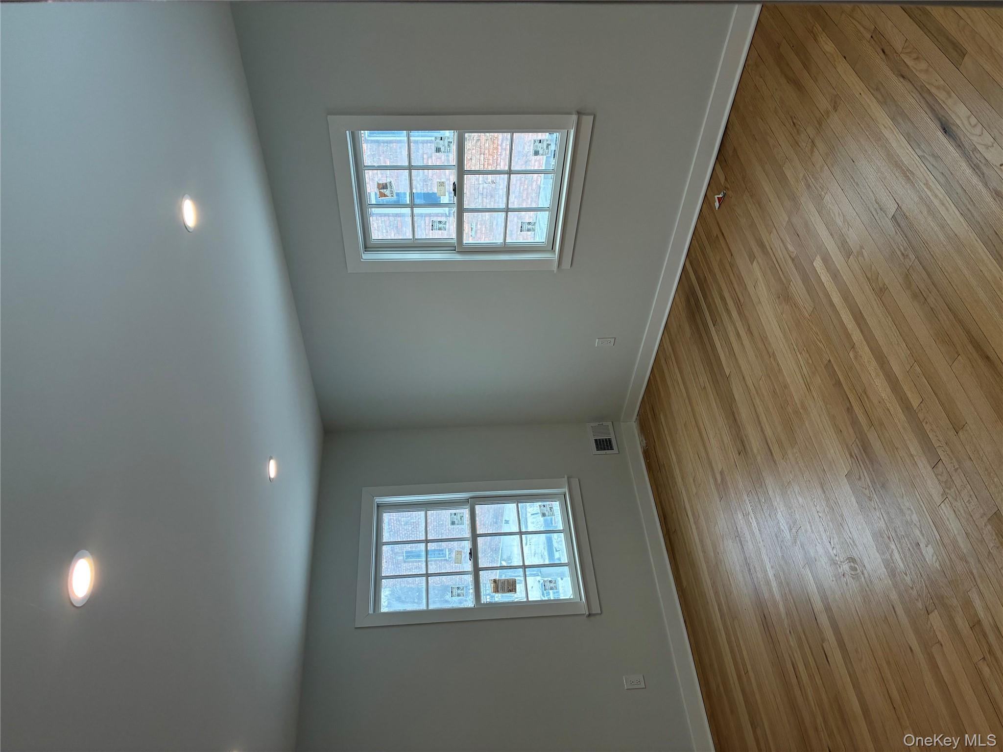 204 East Shore Road Great Neck, NY 11023 - Photo 14 of 17