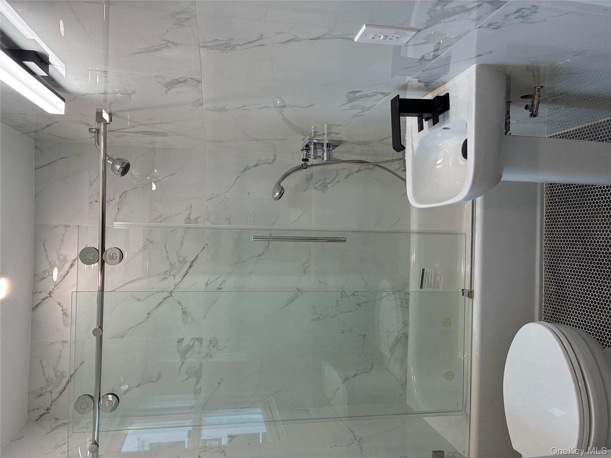 204 East Shore Road Great Neck, NY 11023 - Photo 15 of 17