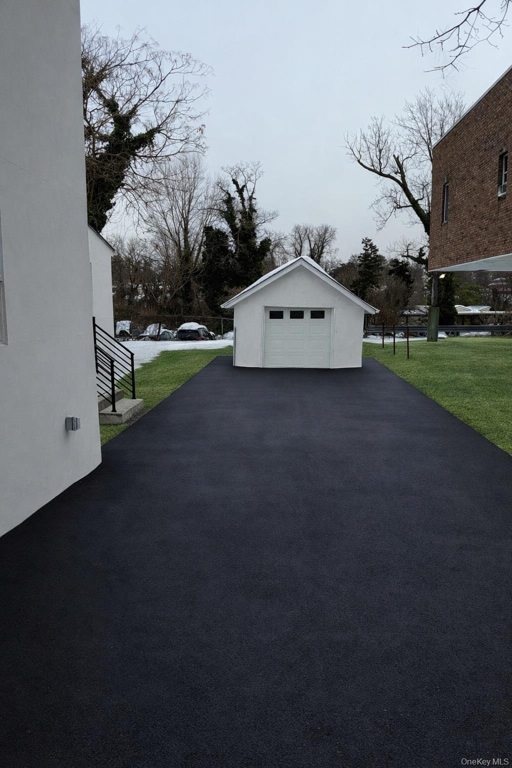 204 East Shore Road Great Neck, NY 11023 - Photo 17 of 17