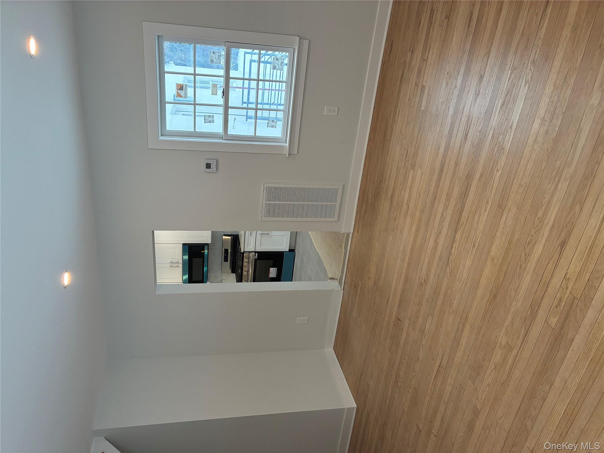 204 East Shore Road Great Neck, NY 11023 - Photo 7 of 17