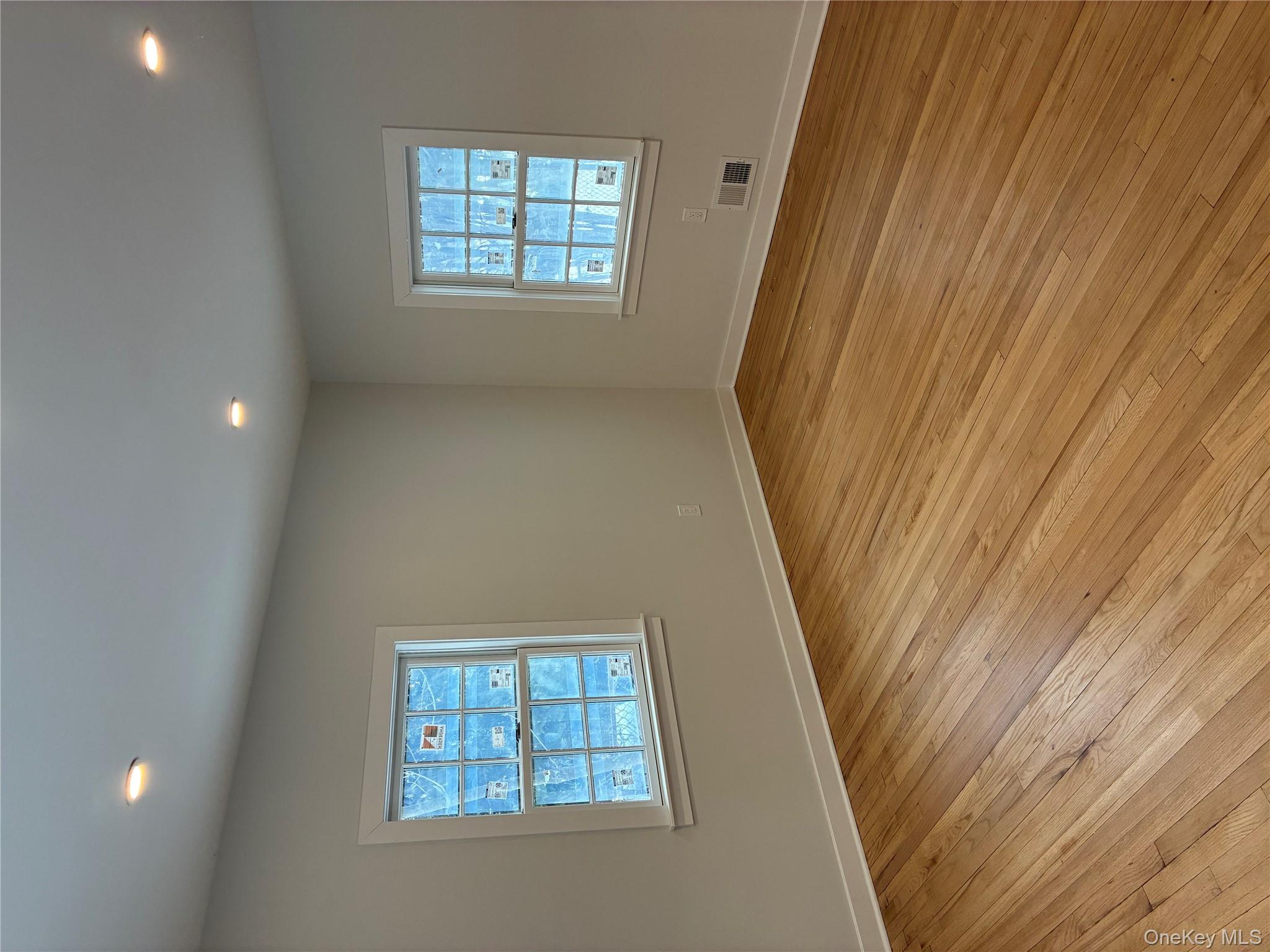 204 East Shore Road Great Neck, NY 11023 - Photo 10 of 17