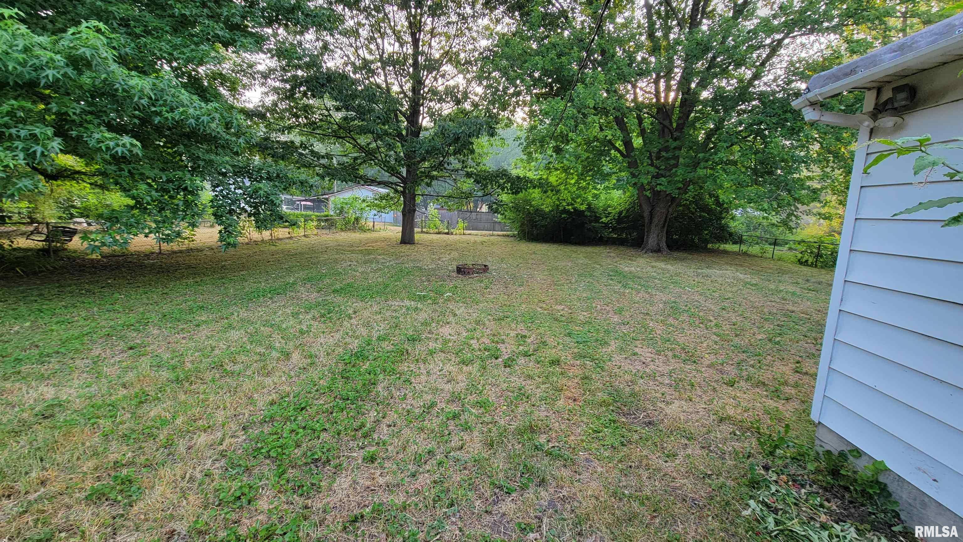 1109 North 13th Street Springfield, IL 62702 - Photo 4 of 28