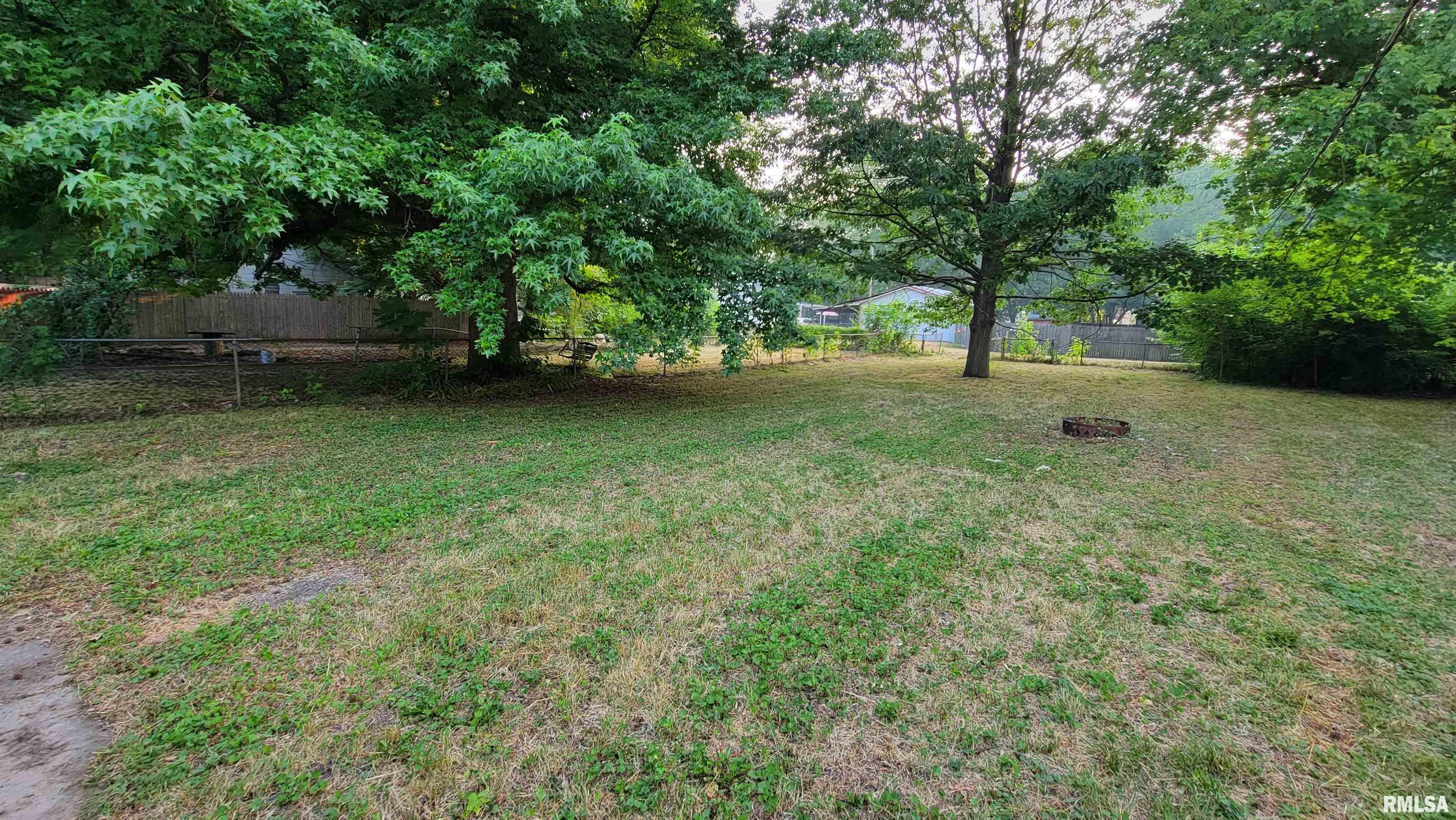 1109 North 13th Street Springfield, IL 62702 - Photo 5 of 28