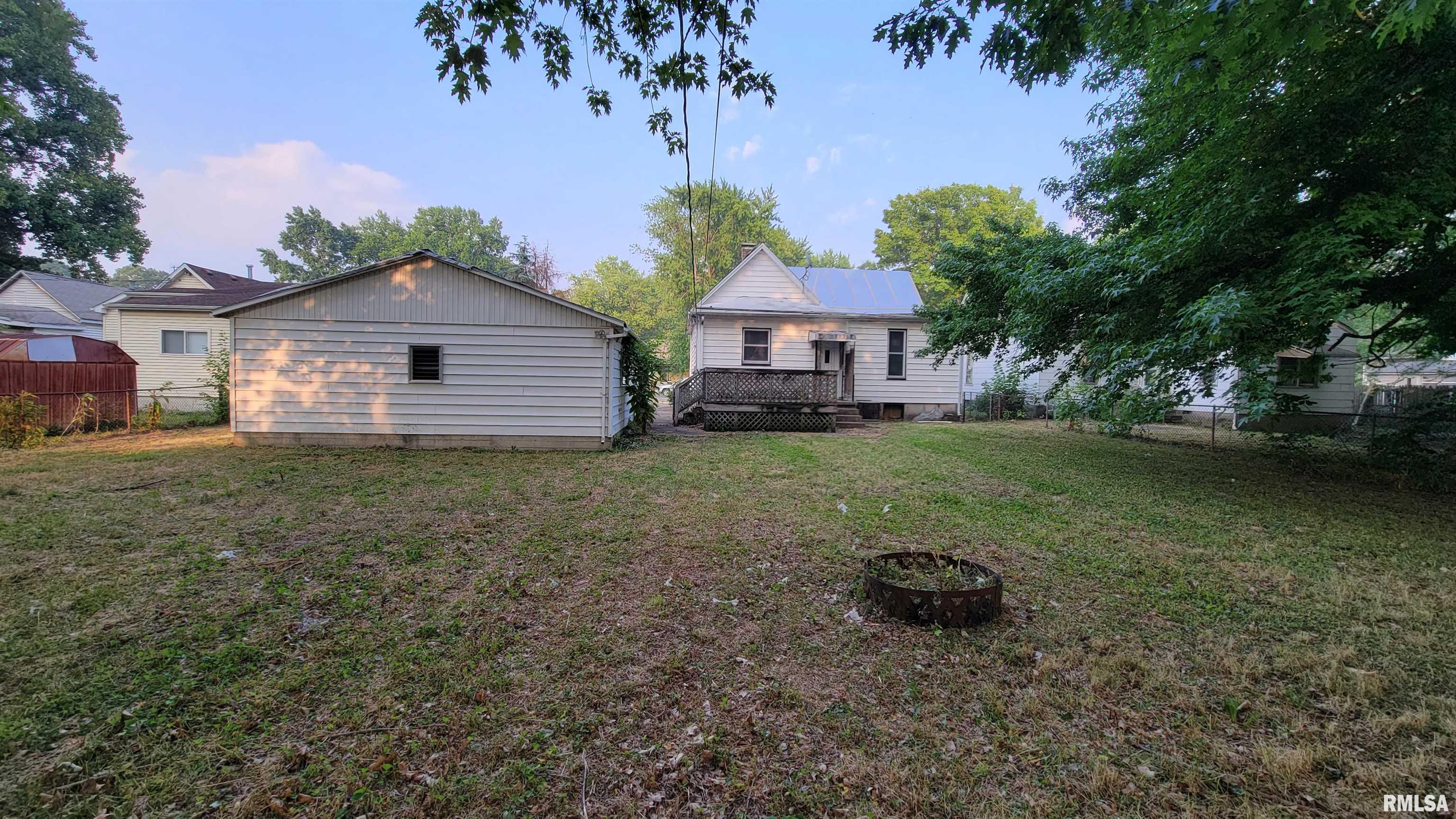 1109 North 13th Street Springfield, IL 62702 - Photo 7 of 28