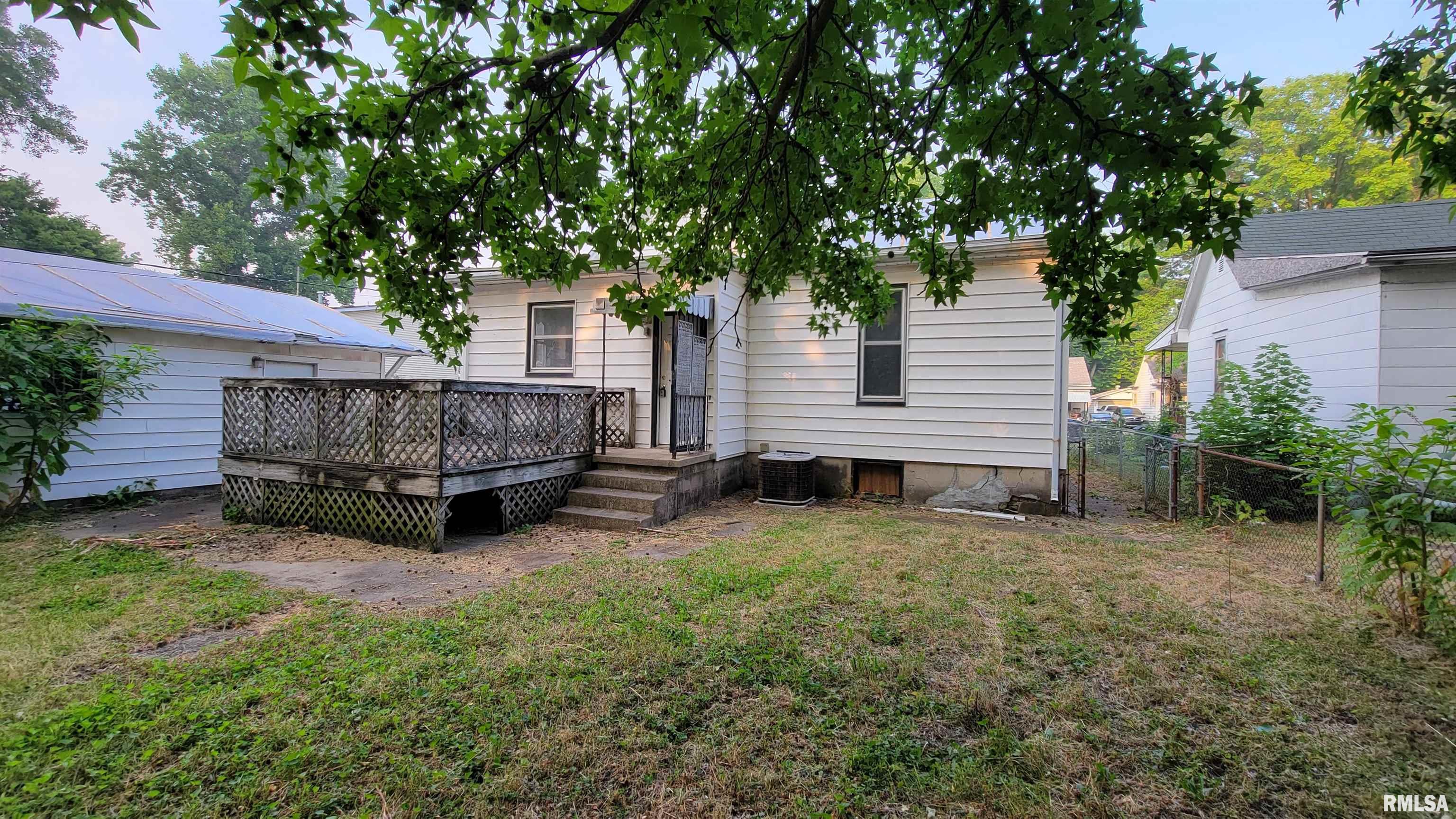 1109 North 13th Street Springfield, IL 62702 - Photo 8 of 28