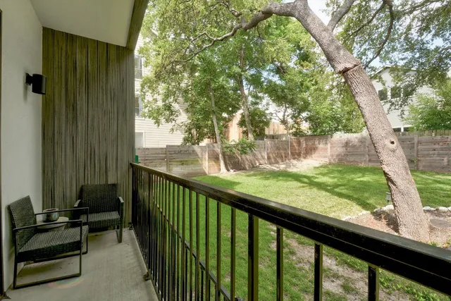 $4,900 | 2804 South 1st Street, Unit 3103, Austin, TX 78704