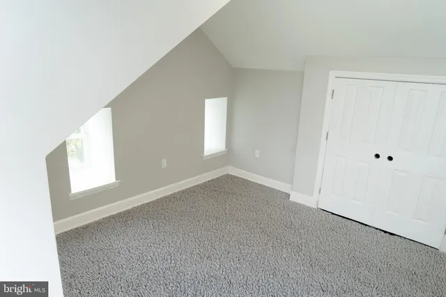 $3,300 | 518 East Avenue, Glenside, PA 19038