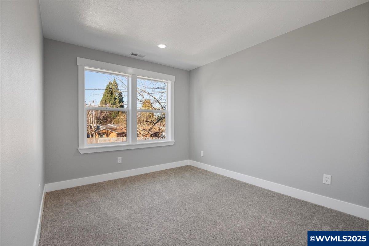 1650 Chemawa Road Northeast Keizer, OR 97303 - Photo 22 of 35 Gallery Image 22
