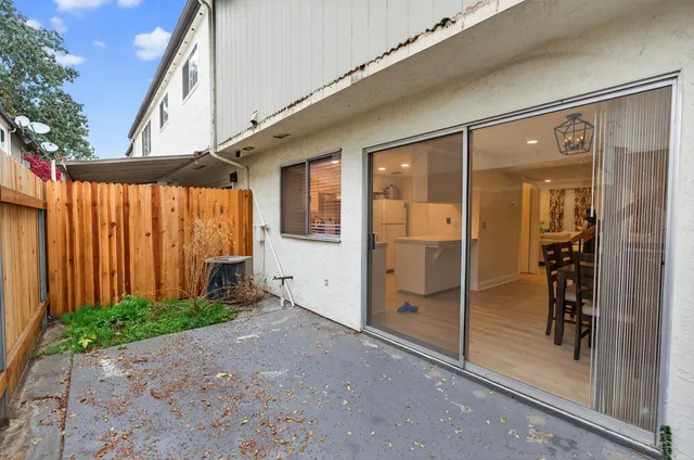 a view of outdoor space