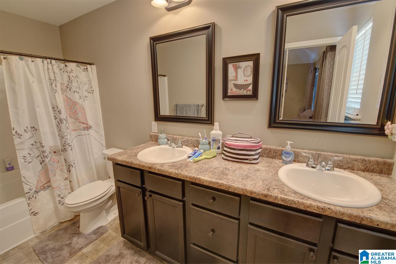 197 Hampton Drive Calera, AL 35040 - Photo 12 of 21