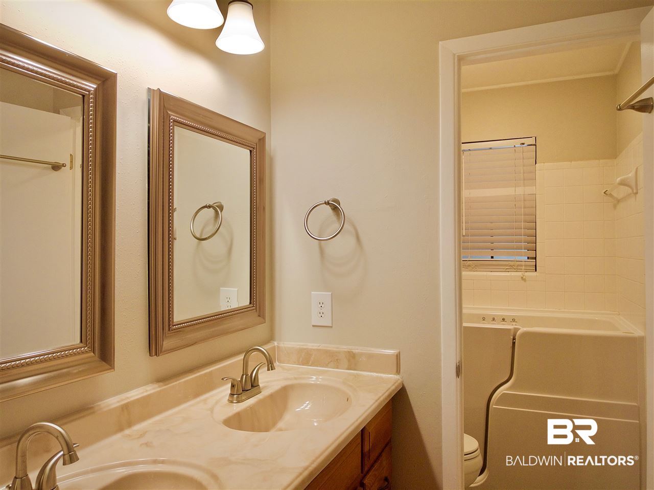 430 Ridgewood Drive Daphne, AL 36526 - Photo 16 of 34