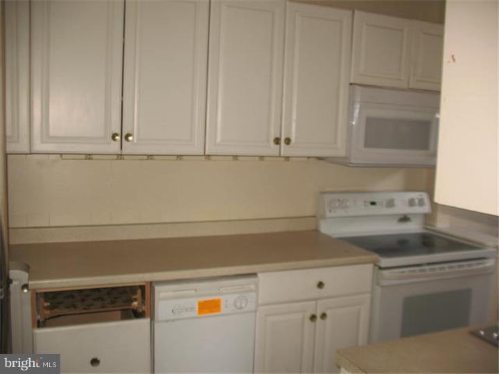 201 Wingate Road Upper Darby, PA 19082 - Photo 11 of 13