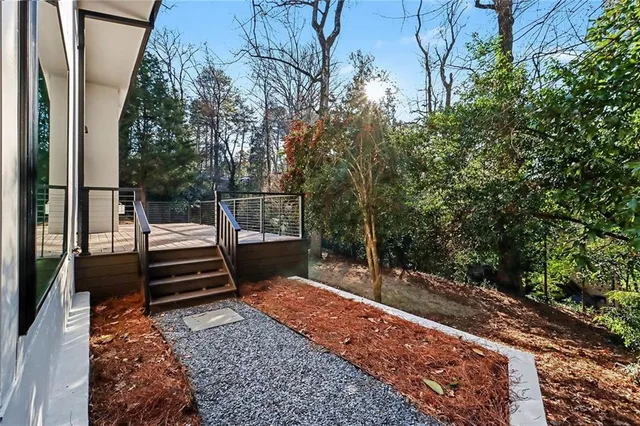 $2,000,000 | 3134 West Roxboro Road Northeast, Atlanta, GA 30324