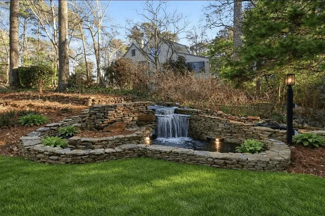 $2,000,000 | 3134 West Roxboro Road Northeast, Atlanta, GA 30324