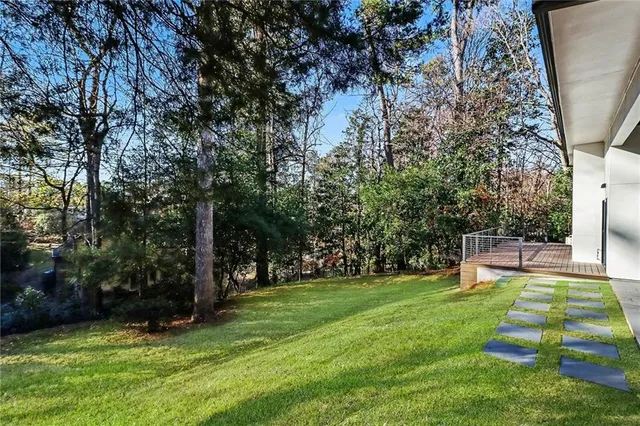 $2,000,000 | 3134 West Roxboro Road Northeast, Atlanta, GA 30324