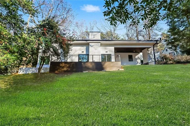 $2,000,000 | 3134 West Roxboro Road Northeast, Atlanta, GA 30324