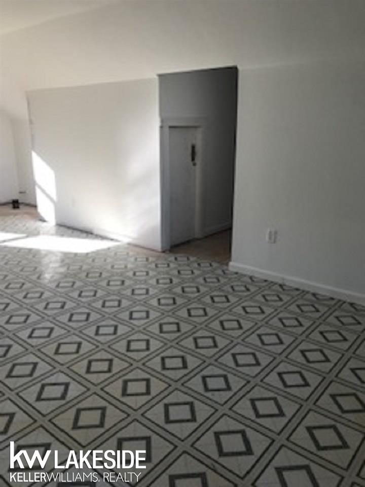 3660 Chicago Road Warren, MI 48092 - Photo 36 of 45 50004936-35.JPG