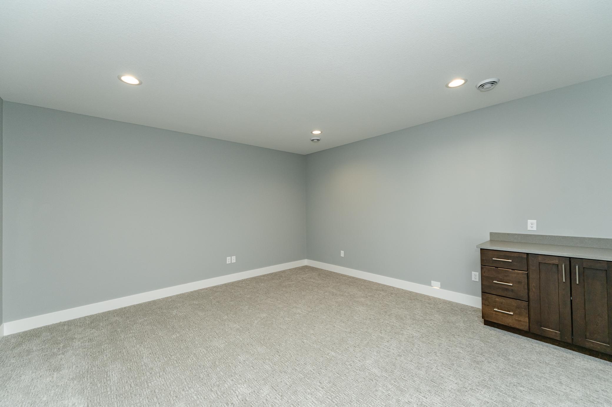 4868 Royal Oaks Circle Southwest Rochester, MN 55902 - Photo 65 of 80