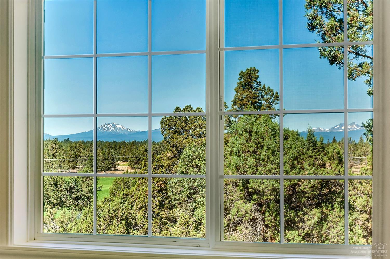 61720 Gosney Road Bend, OR 97702 - Photo 14 of 25 Gallery Image 14