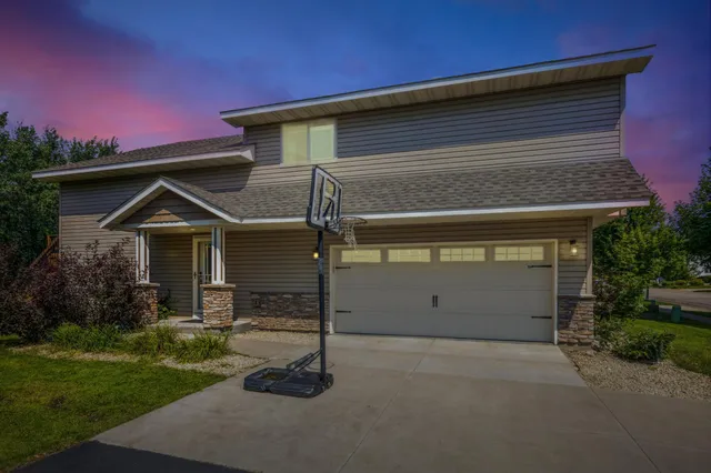 $365,000 | 9351 Golden Pond Lane North, Monticello, MN 55362