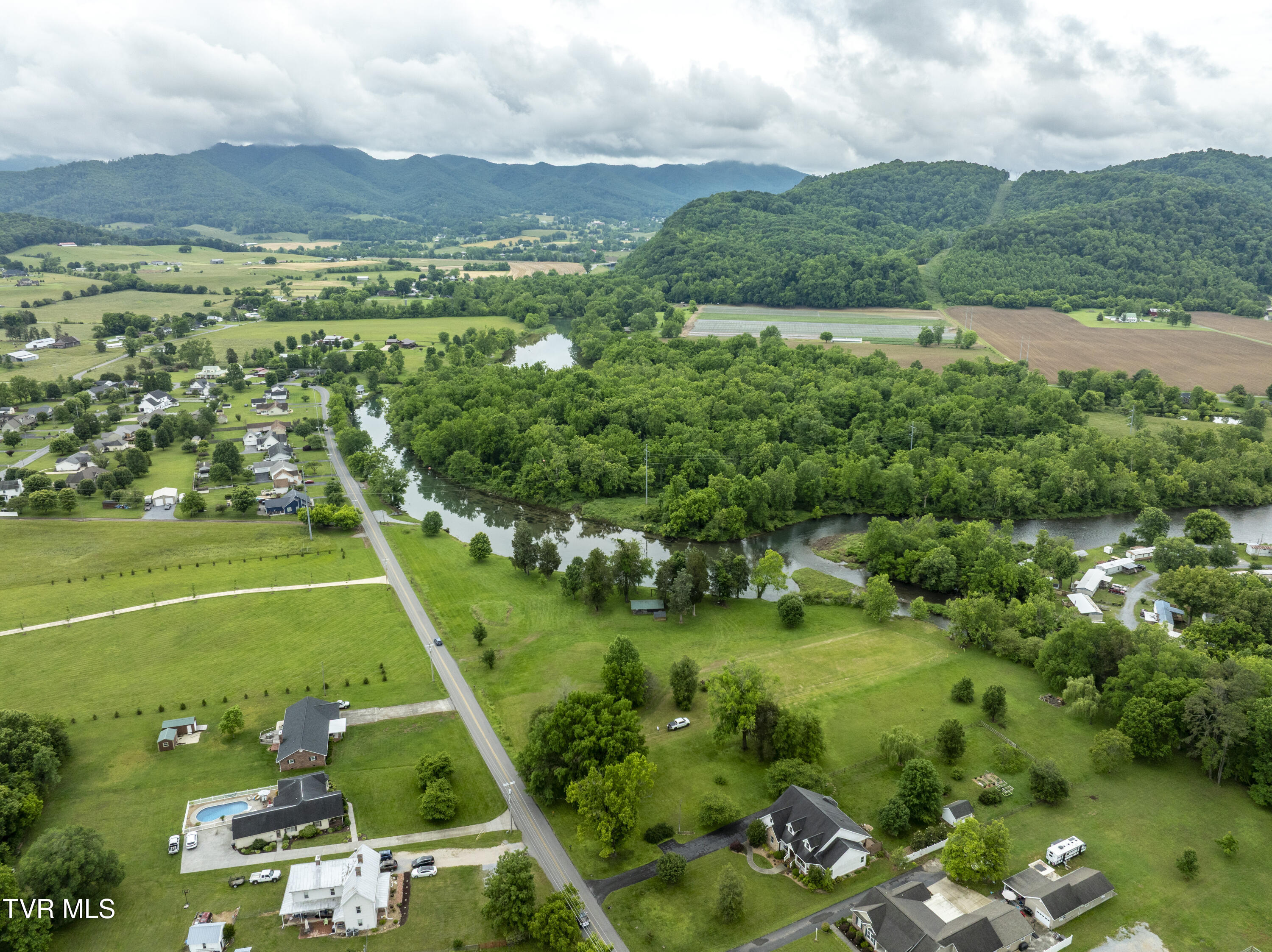 Tbd River Road, Unit 4 Elizabethton, TN 37643 - Photo 22 of 27 BlusSprings-Aerials-19