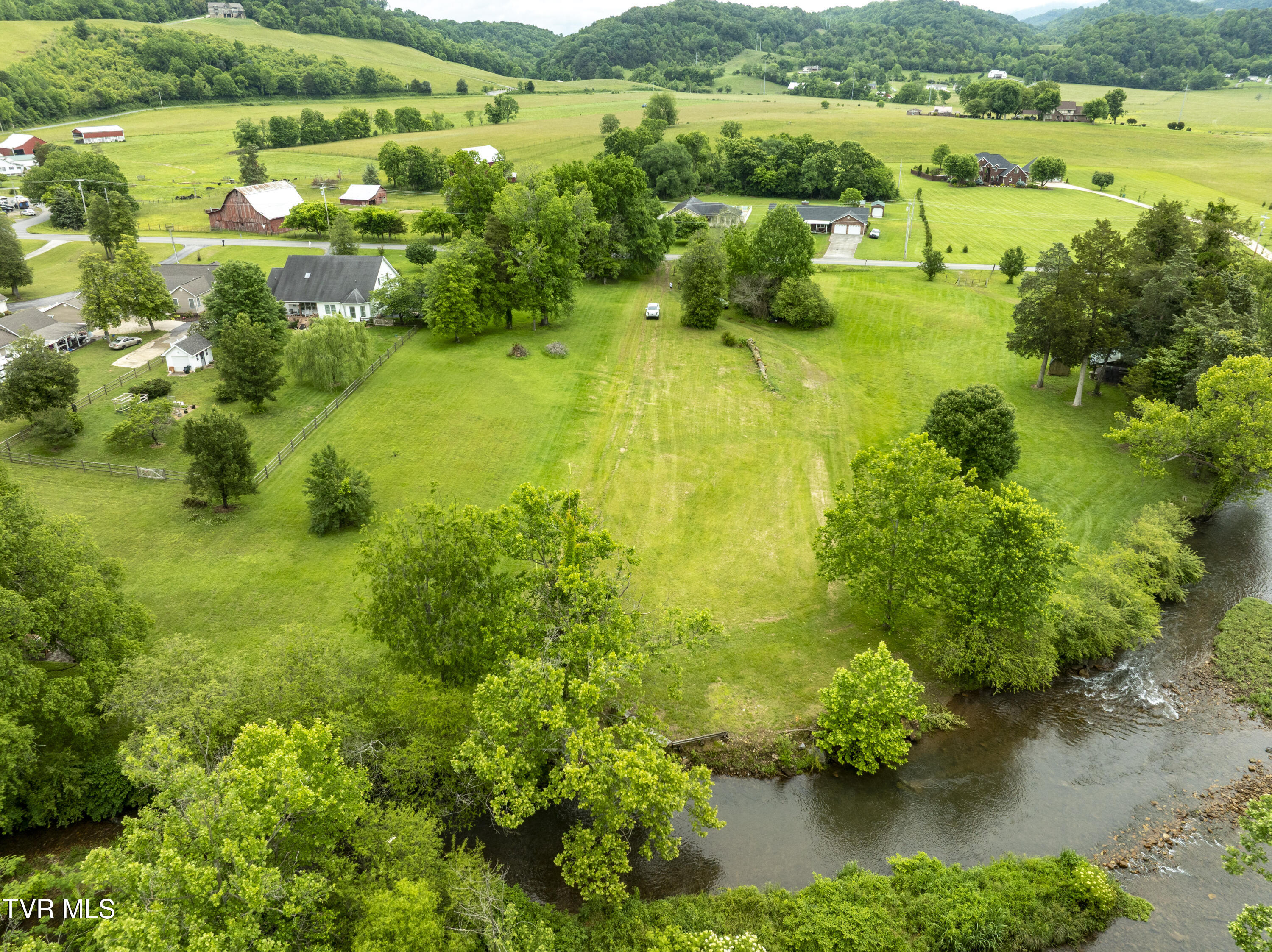 Tbd River Road, Unit 4 Elizabethton, TN 37643 - Photo 25 of 27 BlusSprings-Aerials-11