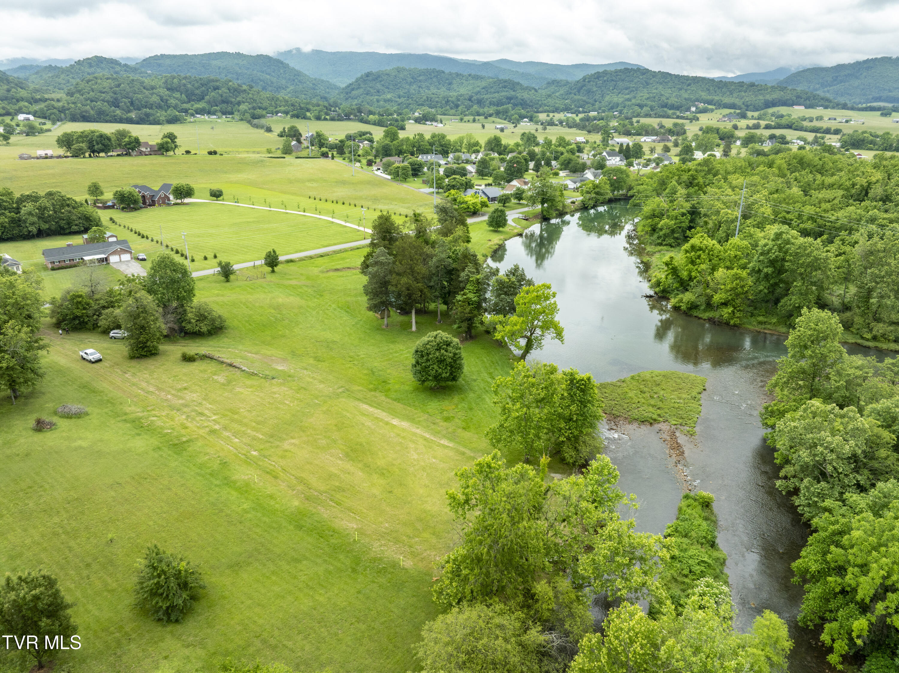 Tbd River Road, Unit 4 Elizabethton, TN 37643 - Photo 26 of 27 BlusSprings-Aerials-12