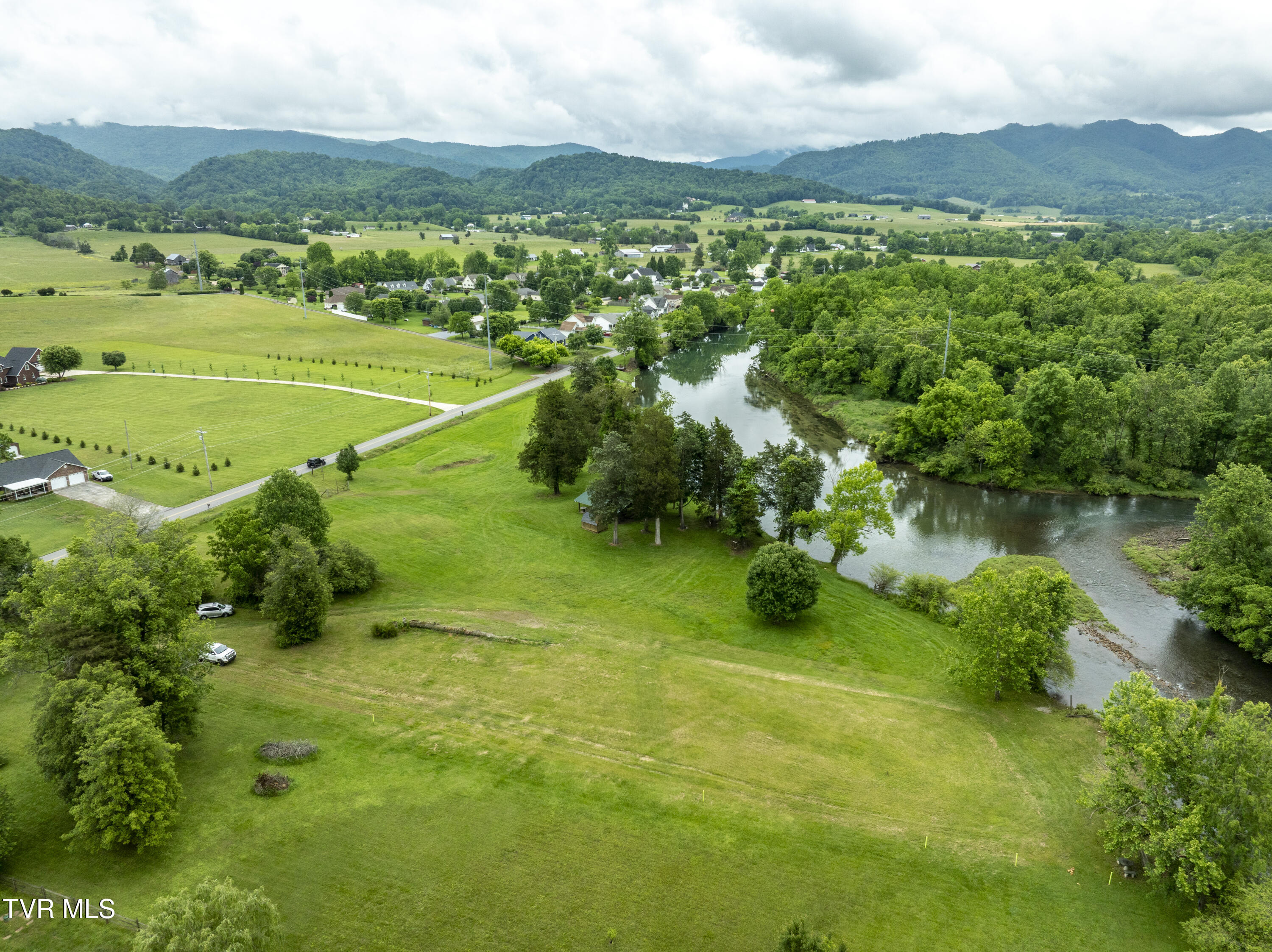 Tbd River Road, Unit 4 Elizabethton, TN 37643 - Photo 27 of 27 BlusSprings-Aerials-13