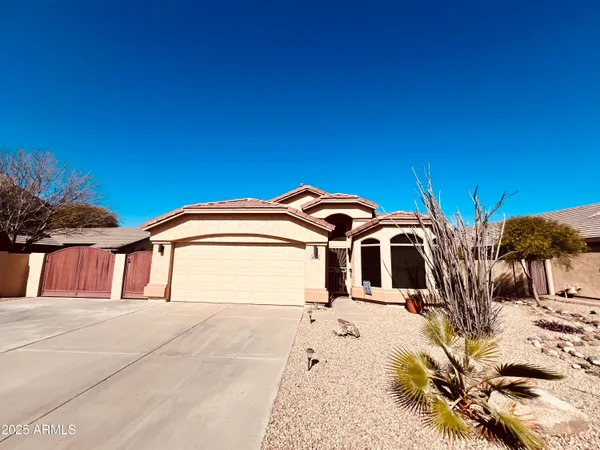 $537,900 | 6458 West Adobe Drive, Glendale, AZ 85308