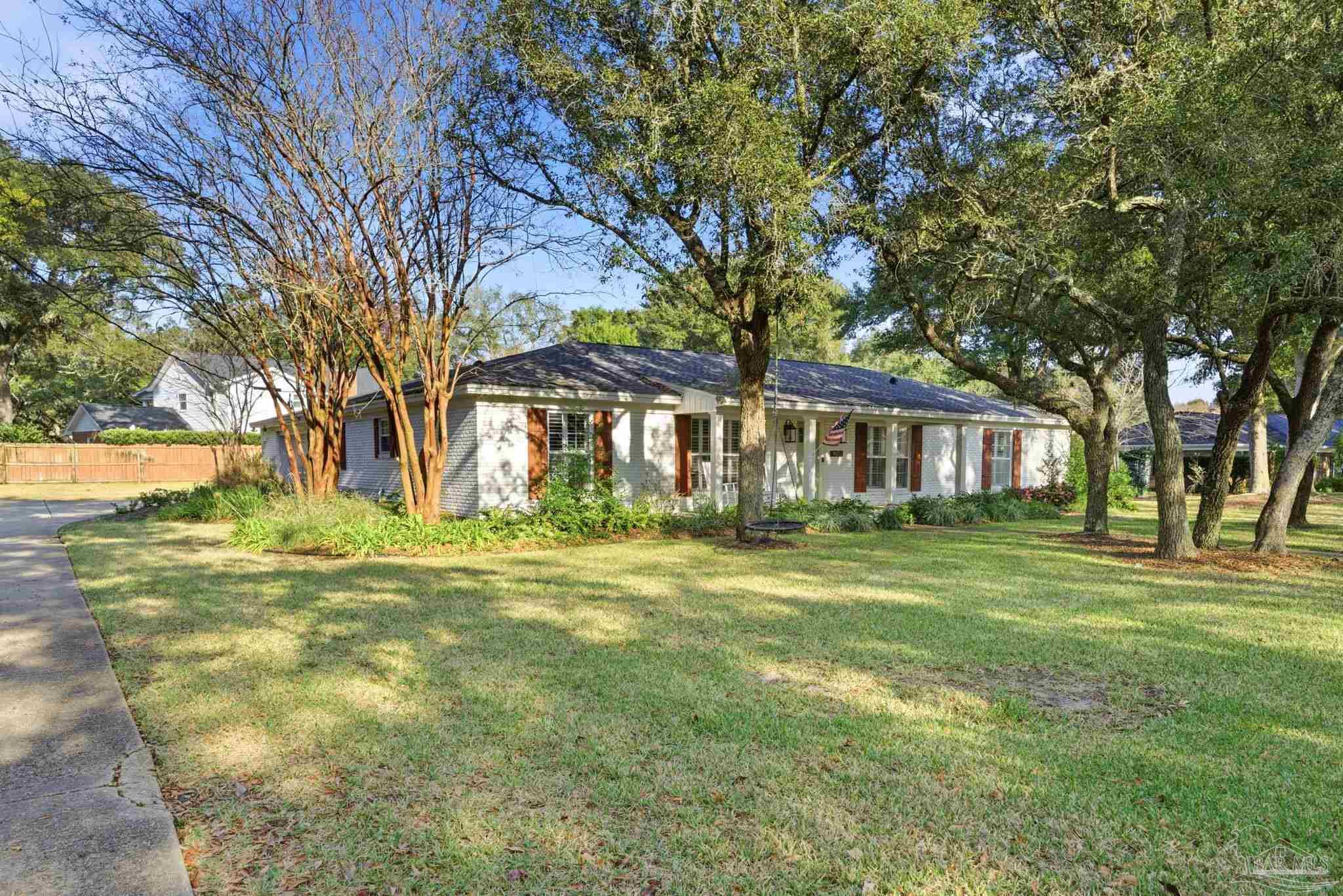 831 Bay Cliffs Road Gulf Breeze, FL 32561 - Photo 46 of 49