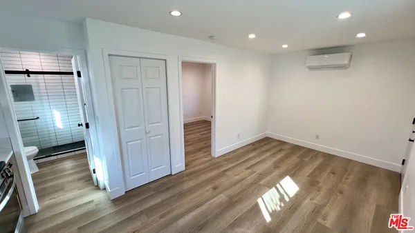 $2,500 | 5527 West 83rd Street, Los Angeles, CA 90045