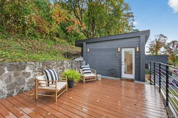 $525,000 | 26 Gill Street, Kingston, NY 12401