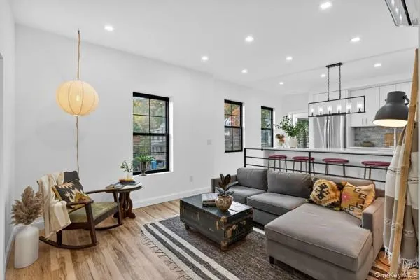 $525,000 | 26 Gill Street, Kingston, NY 12401