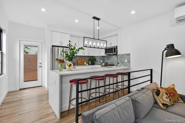 $525,000 | 26 Gill Street, Kingston, NY 12401