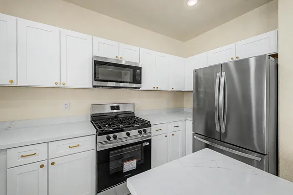 $2,500 | 6771 West Bronco Trail, Peoria, AZ 85383