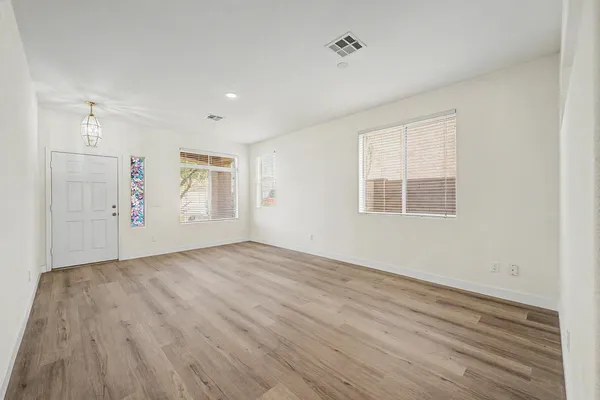 $2,500 | 6771 West Bronco Trail, Peoria, AZ 85383