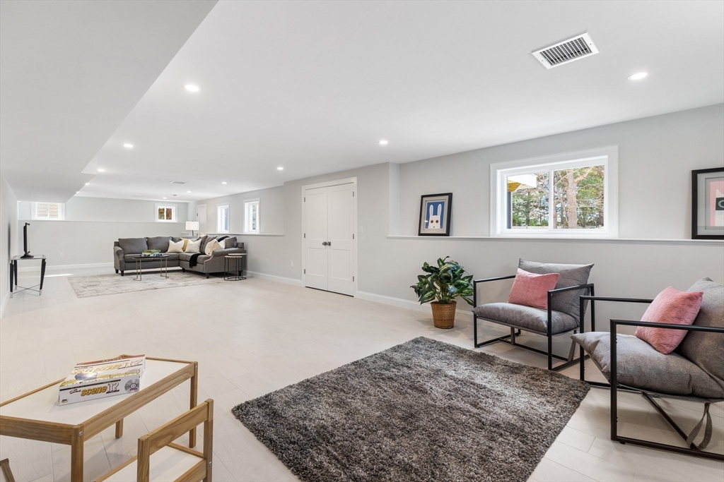 12 Wilson Road Lexington, MA 02421 - Photo 39 of 40