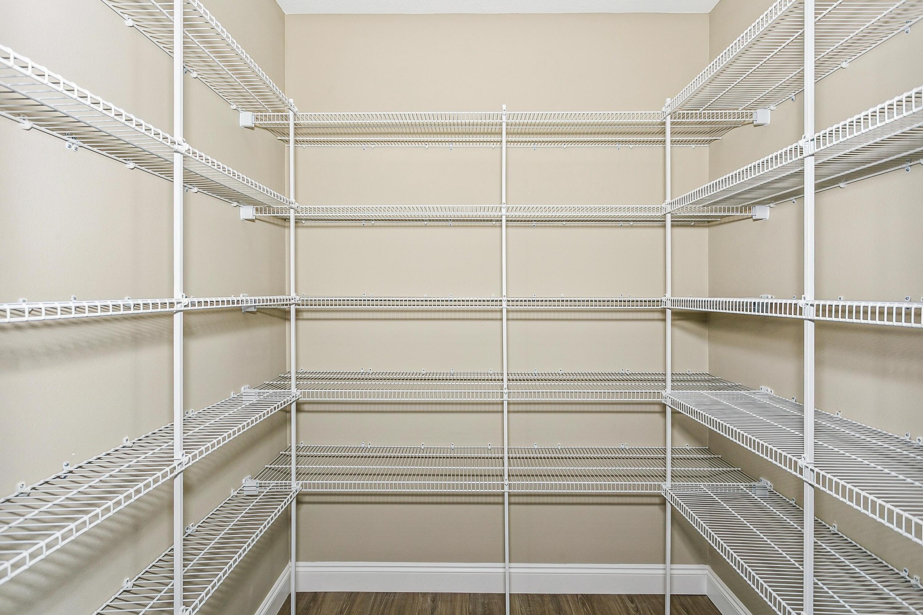 4567 Pfitzer Circle Crestview, FL 32536 - Photo 13 of 33 4567 Pfitzer pantry