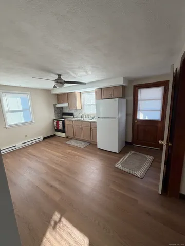 $1,500 | 10 Crown Street, Unit 10, Bristol, CT 06010