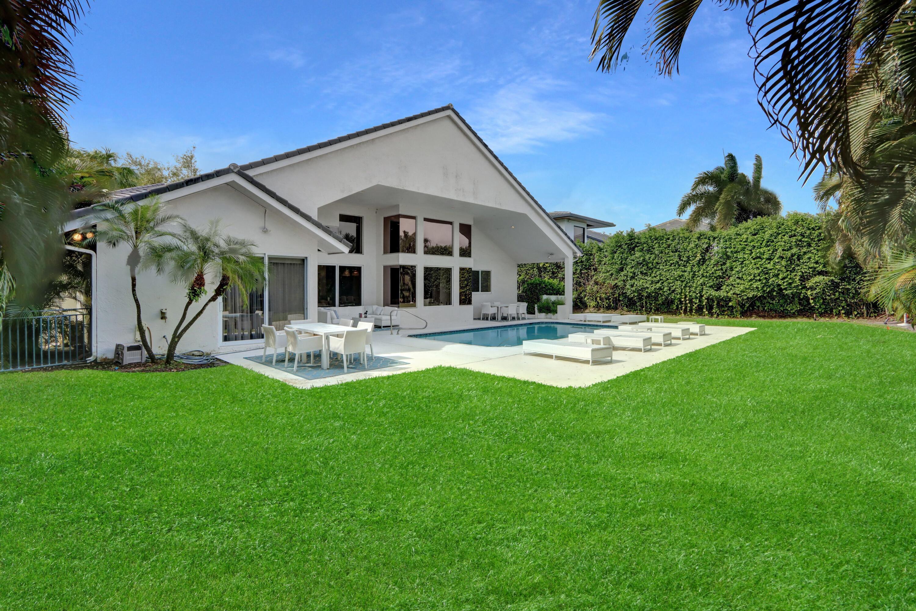 5866 St Annes Way Boca Raton, FL 33496 - Photo 22 of 39 Rear Perspective - 3