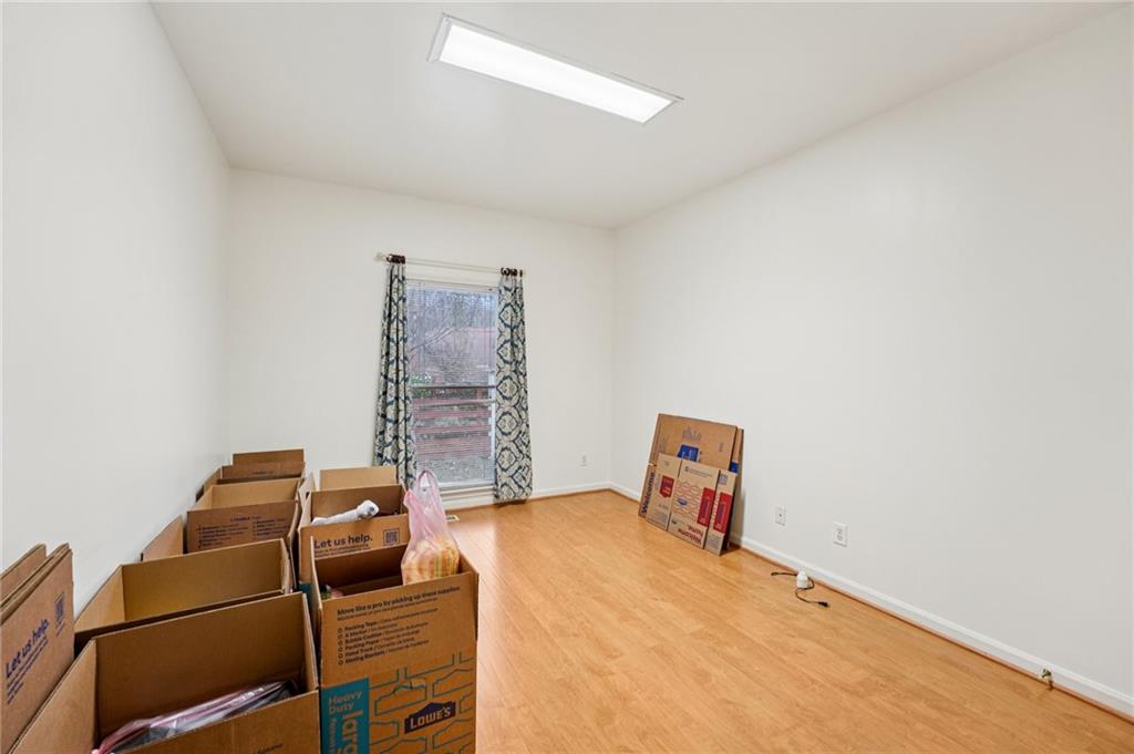 420 Link Road Alpharetta, GA 30022 - Photo 9 of 27