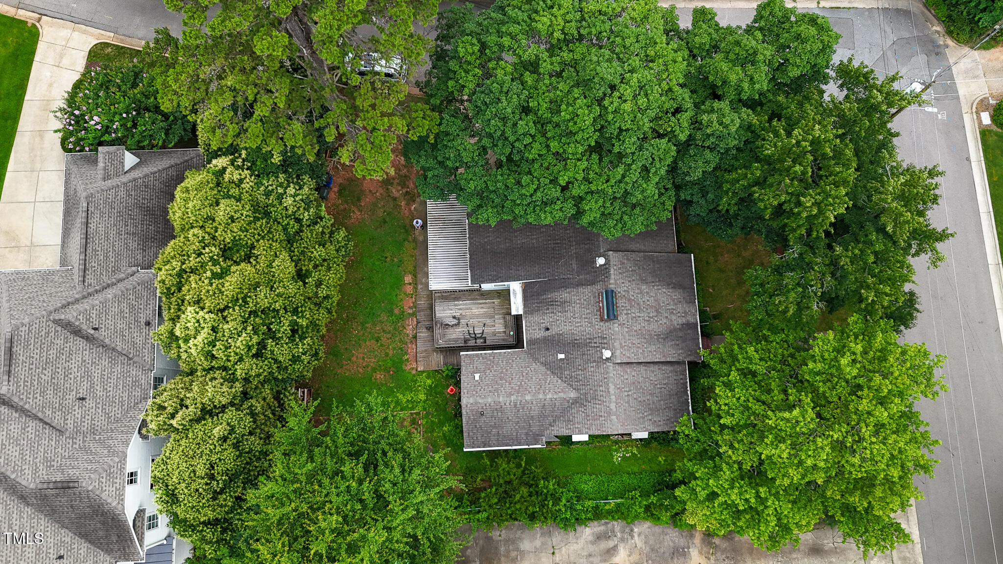 2100 Breeze Road Raleigh, NC 27608 - Photo 19 of 21 2100 Breeze Rd-36