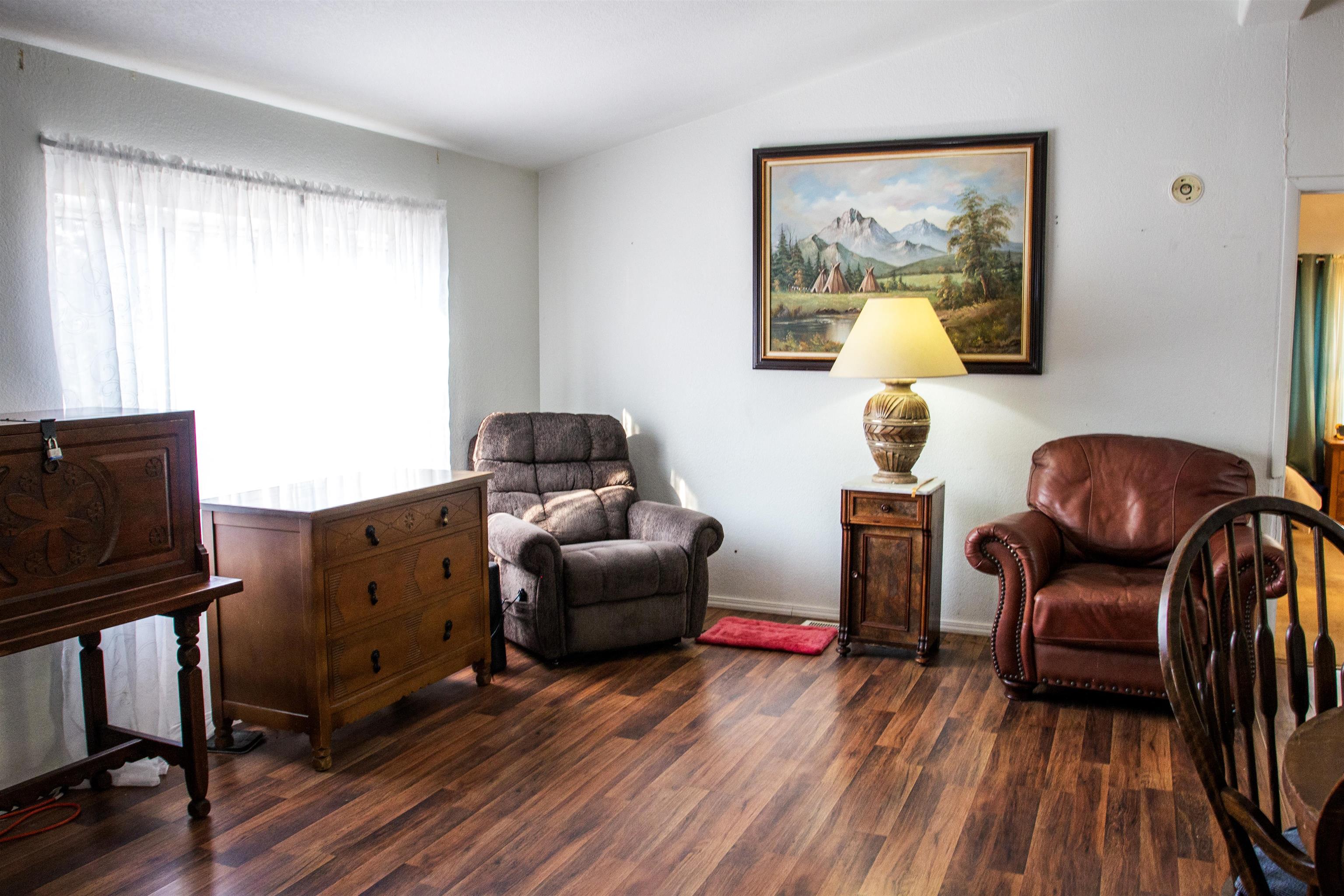 140 Silver Queen Circle Parachute, CO 81635 - Photo 7 of 39 a workspace with furniture and wooden floor