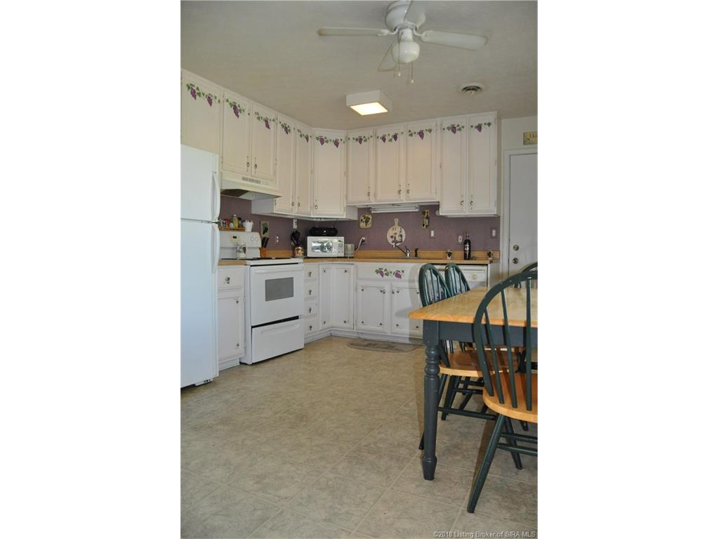 820 Wiseman Road Southwest Corydon, IN 47112 - Photo 17 of 53