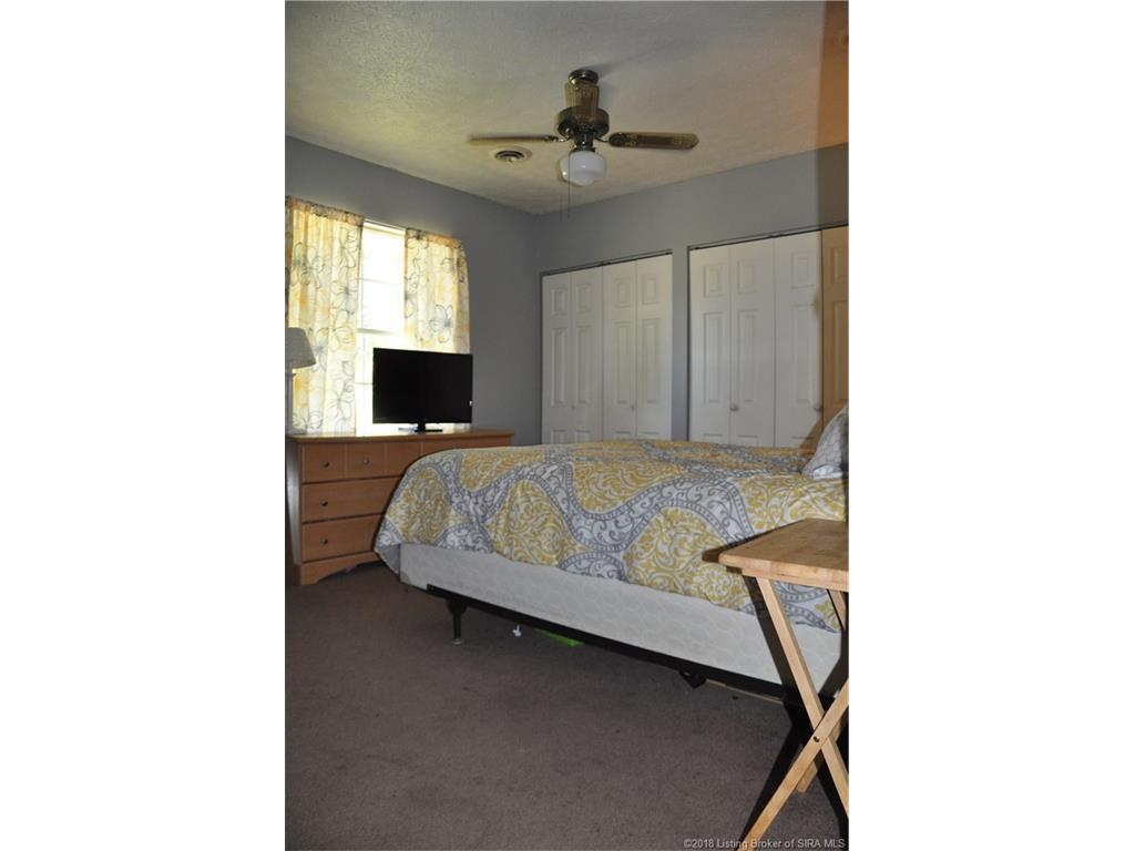 820 Wiseman Road Southwest Corydon, IN 47112 - Photo 28 of 53