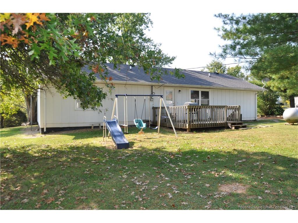 820 Wiseman Road Southwest Corydon, IN 47112 - Photo 8 of 53