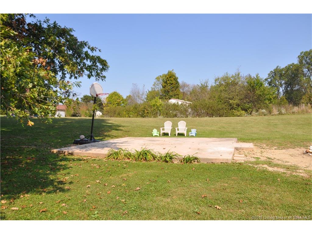 820 Wiseman Road Southwest Corydon, IN 47112 - Photo 9 of 53