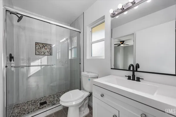 $499,999 | Undisclosed Address, Bakersfield, CA 93312