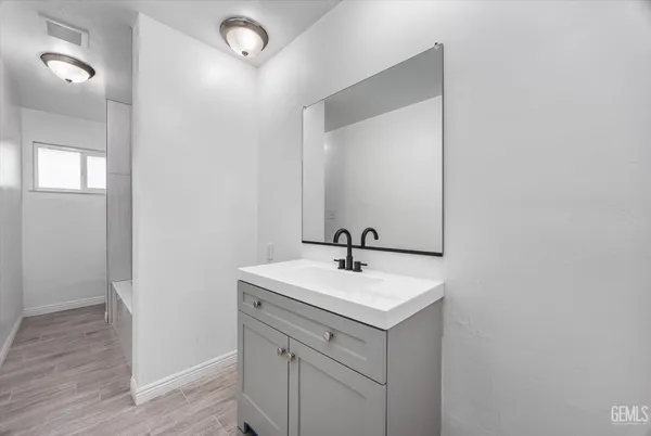 $499,999 | Undisclosed Address, Bakersfield, CA 93312