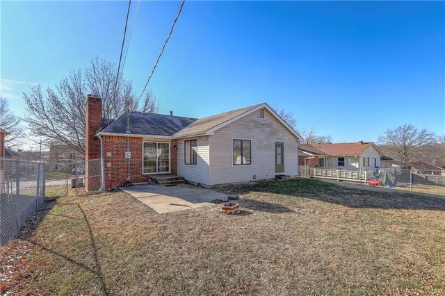 $245,000 | 16100 East 41st Street South, Independence, MO 64055